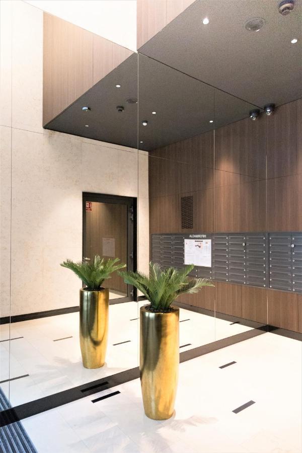 Exclusive 2Br! Apartment In Center +Netflix +Gym وارسو المظهر الخارجي الصورة