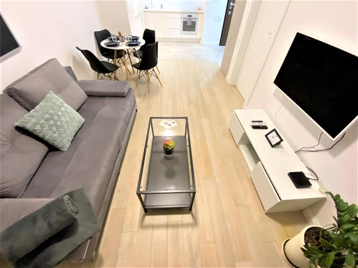 Exclusive 2Br! Apartment In Center +Netflix +Gym وارسو المظهر الخارجي الصورة
